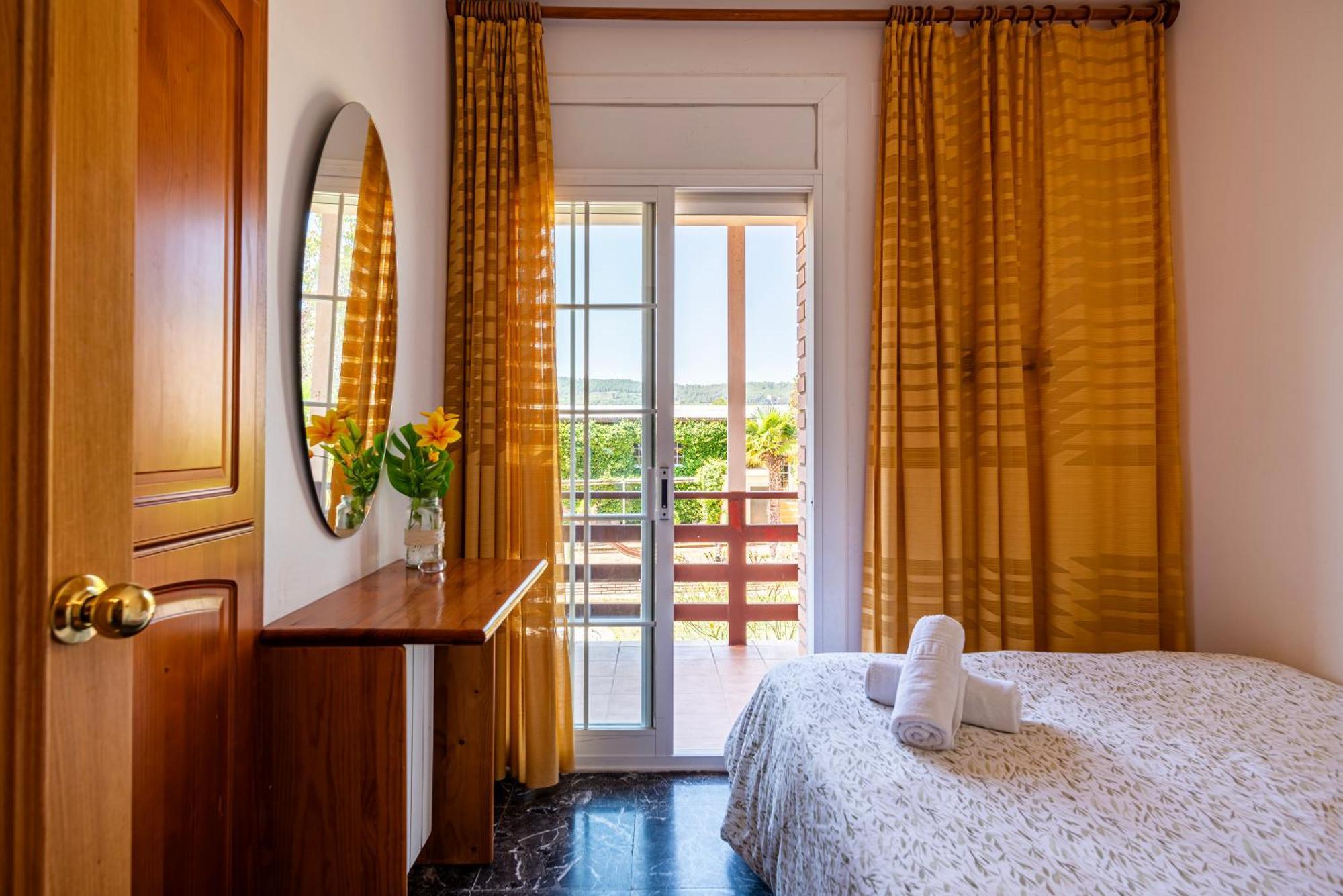 Espacio De Paz, Ideal Para Familias Villa Amalia La Llacuna 外观 照片