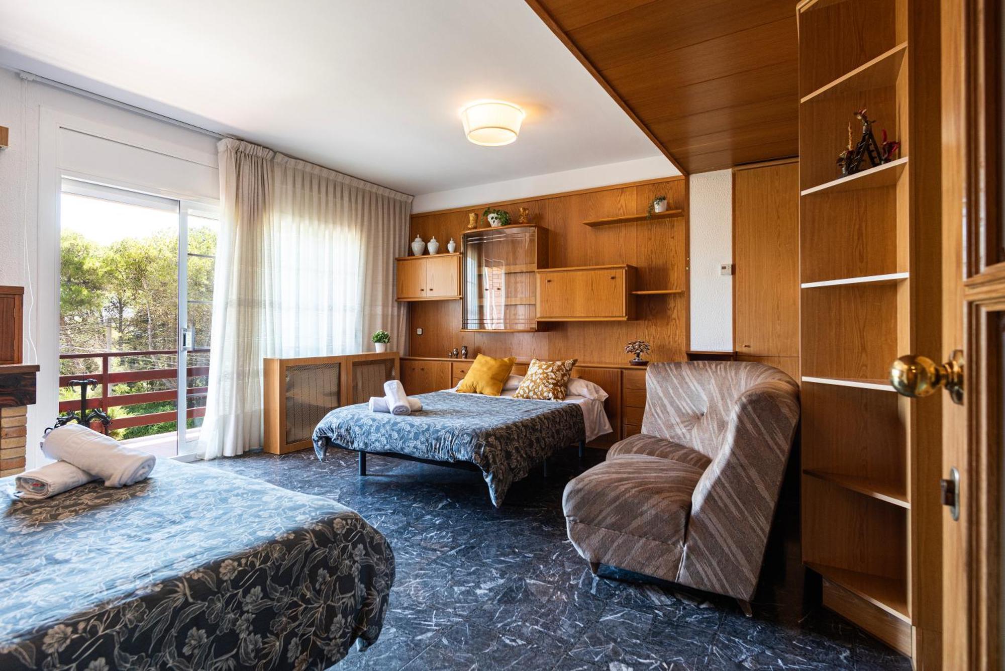 Espacio De Paz, Ideal Para Familias Villa Amalia La Llacuna 外观 照片