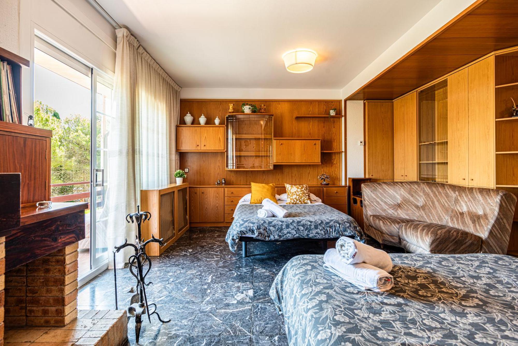 Espacio De Paz, Ideal Para Familias Villa Amalia La Llacuna 外观 照片